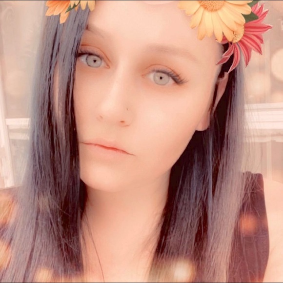 Meet your Posher, Kyla - Picture 1 of 1